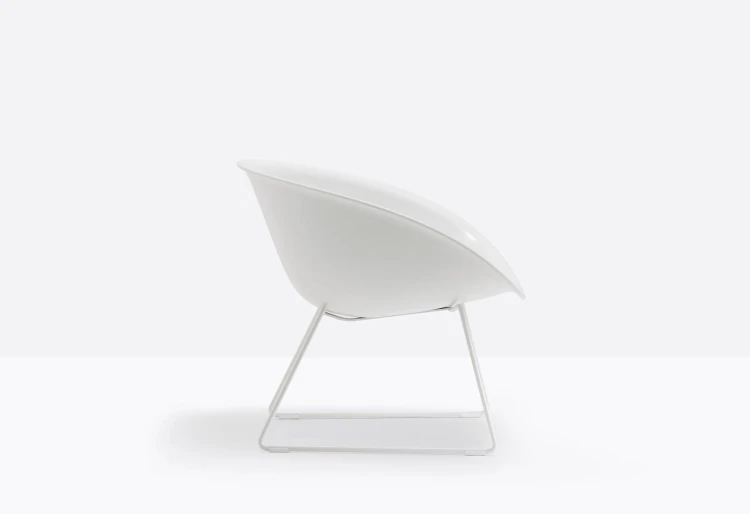 fotel Pedrali, fotel Gliss, designerski fotel, włoski design, fotel z podłokietnikami, fotel do salonu, fotel  do restauracji, fotel do kawiarni