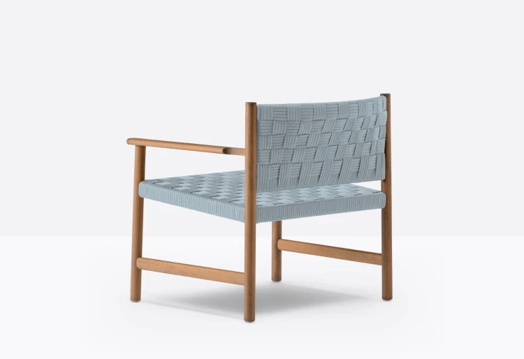 fotel Griante, fotel Pedrali, fotel drewniany, fotel z plecionym siedziskiem, fotel do salonu, fotel do przestrzeni komercyjnych, włoski design