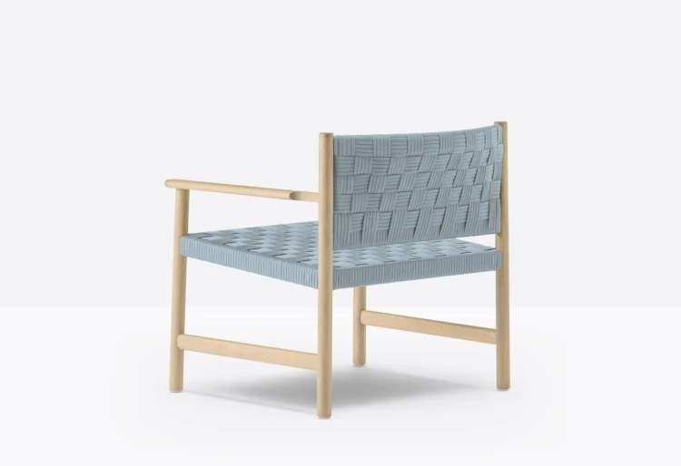 fotel Griante, fotel Pedrali, fotel drewniany, fotel z plecionym siedziskiem, fotel do salonu, fotel do przestrzeni komercyjnych, włoski design