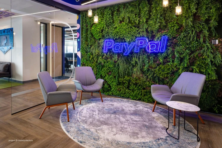 fotel Ila, fotel Pedrali, fotel tapicerowany, fotel do salonu, fotel nowoczesny, włoski design, fotel do sypialni, fotel do restauracji, ergonomiczny fotel