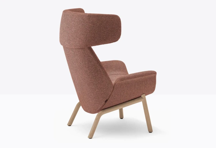 fotel Ila, fotel Pedrali, fotel tapicerowany, fotel do salonu, fotel nowoczesny, włoski design, fotel do sypialni, fotel do restauracji, ergonomiczny fotel