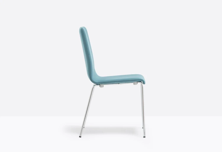 krzesło Kuadra, krzesło Pedrali, krzesło stalowe, krzesło z tworzywa, krzesło do jadalni, krzesło do kawiarni, krzesło do restauracji, nowoczesny design, włoski design