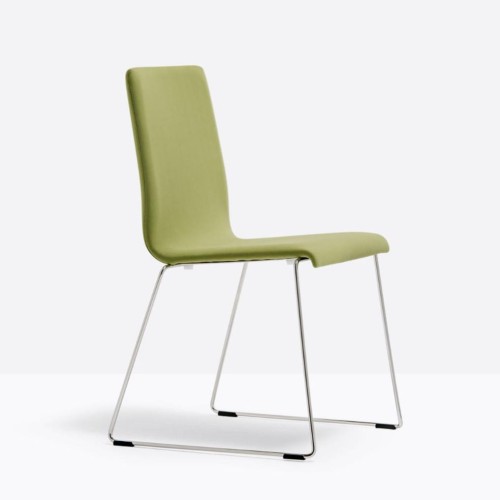 krzesło Kuadra, krzesło Pedrali, krzesło stalowe, krzesło z tworzywa, krzesło do jadalni, krzesło do kawiarni, krzesło do restauracji, nowoczesny design, włoski design