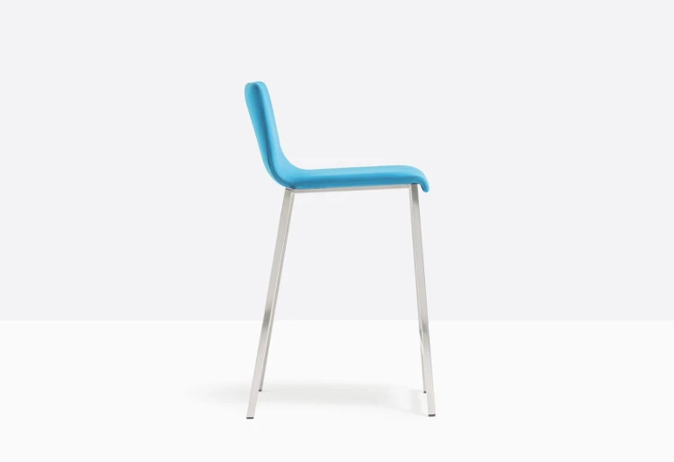 hoker Kuadra, hoker Pedrali, hoker stalowy, hoker do jadalni, hoker do kawiarni, hoker do restauracji, nowoczesny design, włoski design
