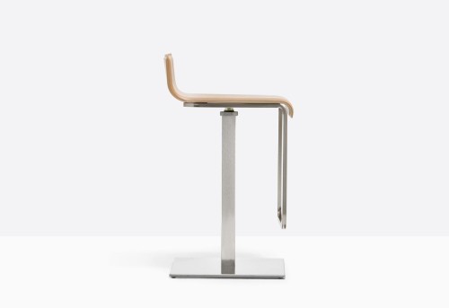 hoker Kuadra, hoker Pedrali, hoker obrotowy, hoker do jadalni, hoker do kuchni, hoker do restauracji, nowoczesny hoker, nowoczesny design, włoski design