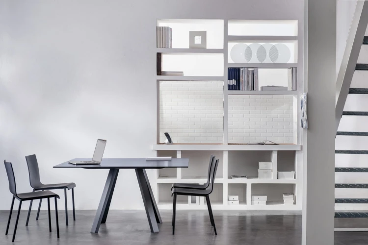 krzesło Kuadra, krzesło Pedrali, krzesło stalowe, krzesło z tworzywa, krzesło do jadalni, krzesło do kawiarni, krzesło do restauracji, nowoczesny design, włoski design