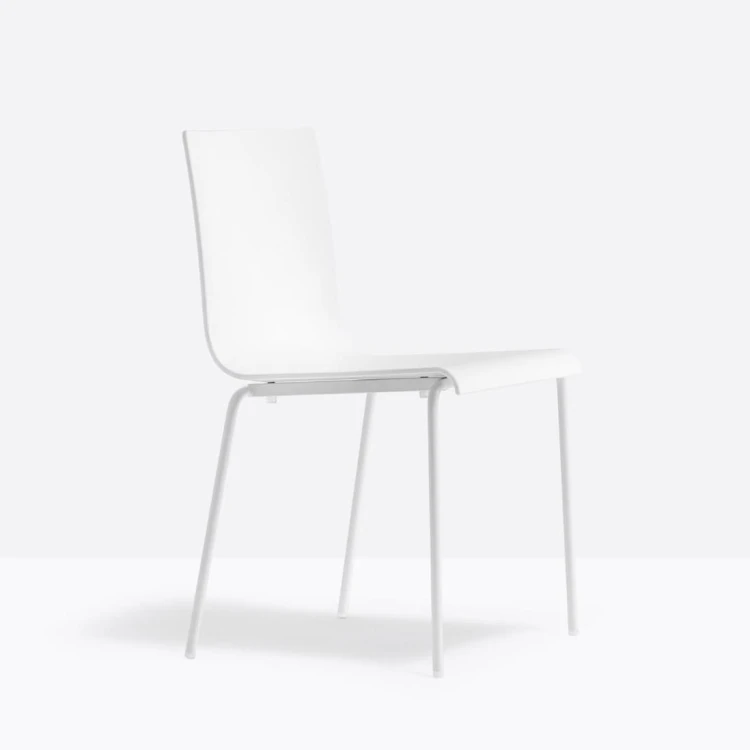 krzesło Kuadra, krzesło Pedrali, krzesło stalowe, krzesło z tworzywa, krzesło do jadalni, krzesło do kawiarni, krzesło do restauracji, nowoczesny design, włoski design