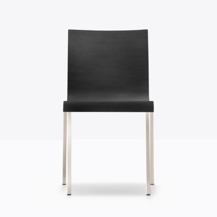 krzesło Kuadra, krzesło Pedrali, krzesło do jadalni, krzesło do kawiarni, krzesło do restauracji, nowoczesny design, włoski design