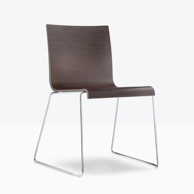 krzesło Kuadra, krzesło Pedrali, krzesło do jadalni, krzesło do kawiarni, krzesło do restauracji, nowoczesny design, włoski design
