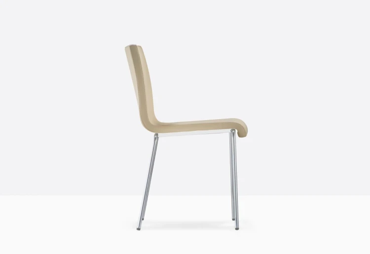 krzesło Kuadra, krzesło Pedrali, krzesło stalowe, krzesło tapicerowane, krzesło do jadalni, krzesło do kawiarni, krzesło do restauracji, nowoczesny design, włoski design