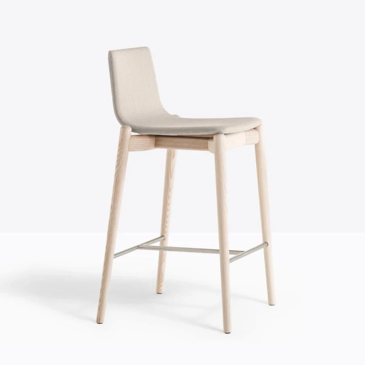 hoker Malmo, hoker Pedrali, hoker drewniany, włoski hoker, hoker do jadalni, hoker do kuchni, hoker do restauracji, nowoczesny design, włoski design
