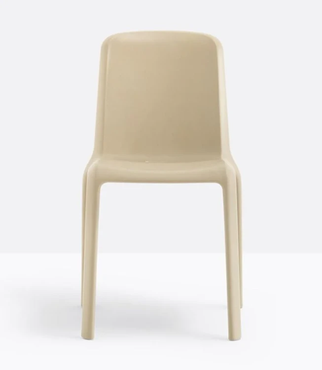 krzesło Snow, krzesło Pedrali, krzesło outdoorowe, krzesło z tworzywa, krzesło na taras, krzesło do jadalni, krzesło do restauracji, włoski design, nowoczesny design