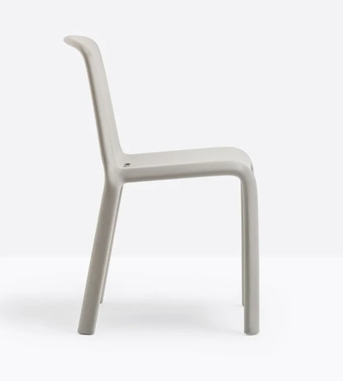 krzesło Snow, krzesło Pedrali, krzesło outdoorowe, krzesło z tworzywa, krzesło na taras, krzesło do jadalni, krzesło do restauracji, włoski design, nowoczesny design