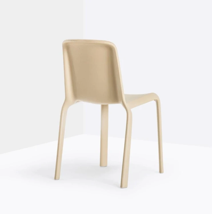 krzesło Snow, krzesło Pedrali, krzesło outdoorowe, krzesło z tworzywa, krzesło na taras, krzesło do jadalni, krzesło do restauracji, włoski design, nowoczesny design