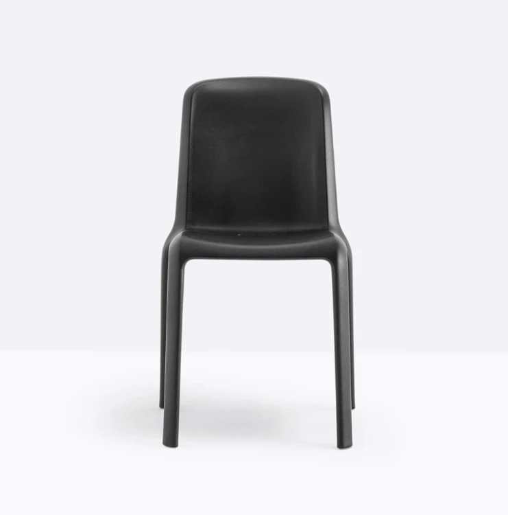 krzesło Snow, krzesło Pedrali, krzesło outdoorowe, krzesło z tworzywa, krzesło na taras, krzesło do jadalni, krzesło do restauracji, włoski design, nowoczesny design