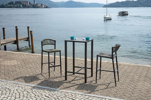 stolik barowy Iseo, stolik barowy Greenwood, stolik barowy metalowy, stolik do ogródka restauracyjnego, stolik do restauracji, stolik outdoorowy, stolik odporny na warunki atmosferyczne, stolik sztaplowany