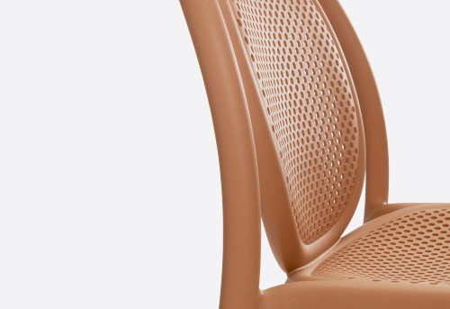 krzesło Remind, krzesło Pedrali, krzesło z tworzywa, krzesło outdoorowe, krzesło do jadalni, krzesło na taras, krzesło do restauracji, włoski design, nowoczesny design