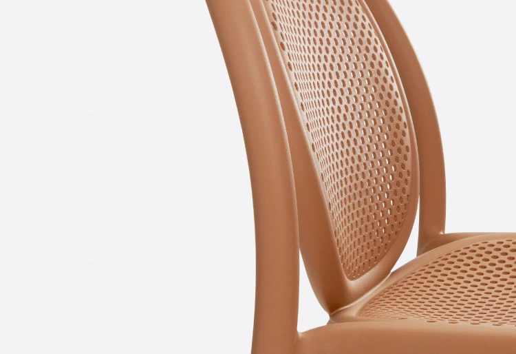 krzesło Remind, krzesło Pedrali, krzesło z tworzywa, krzesło outdoorowe, krzesło do jadalni, krzesło na taras, krzesło do restauracji, włoski design, nowoczesny design