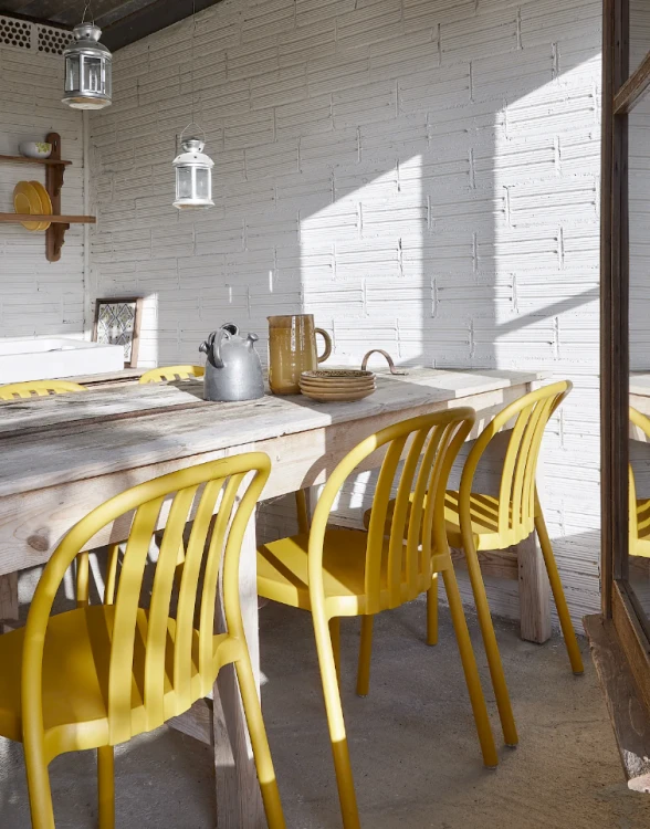 krzesło Sue, krzesło Resol, krzesło z tworzywa, krzesło sztaplowane, krzesło outdoorowe, krzesło do restauracji, krzesło horeca