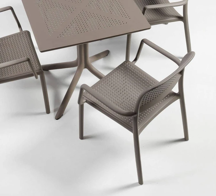 41973