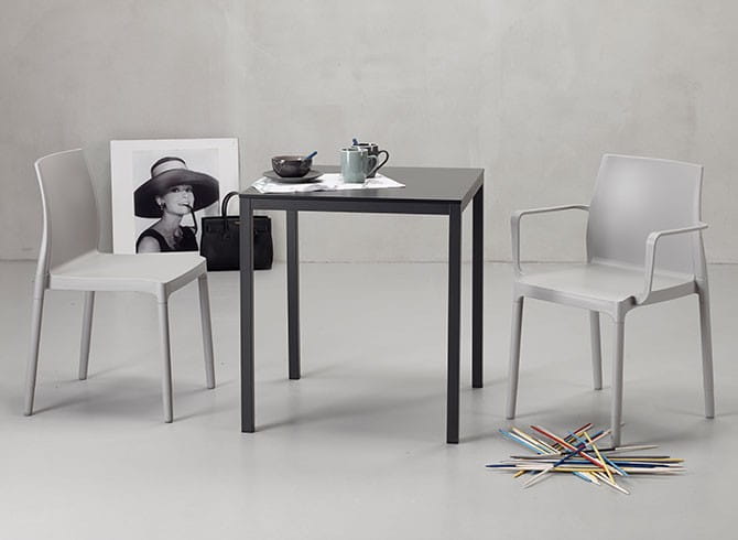 Stół Mirto 80x80 Scab Design antracyt elegancja minimalizm prostota wysoka jakość