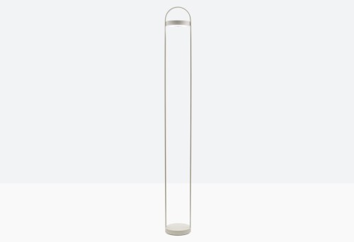 Lampa Giravolta, nowoczesny design, wysoka jakość prezentowanego produktu, meble renomowanej marki Pedrali, dostępnych kilka wersji kolorystycznych