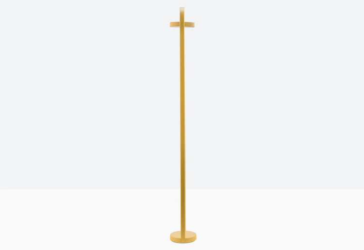 Lampa Giravolta, nowoczesny design, wysoka jakość prezentowanego produktu, meble renomowanej marki Pedrali, dostępnych kilka wersji kolorystycznych