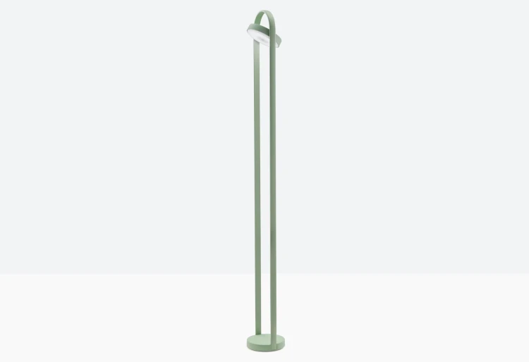 Lampa Giravolta, nowoczesny design, wysoka jakość prezentowanego produktu, meble renomowanej marki Pedrali, dostępnych kilka wersji kolorystycznych