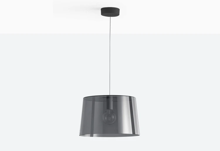 Lampa L001S, wysoka jakość prezentowanego produktu, starannie dobrane surowce, nowoczesne rozwiązanie do każdego modernistycznego wnętrza