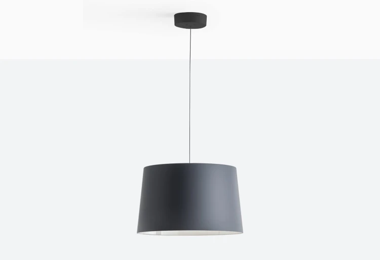 Lampa L001S, wysoka jakość prezentowanego produktu, starannie dobrane surowce, nowoczesne rozwiązanie do każdego modernistycznego wnętrza