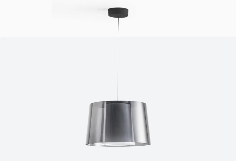 Lampa L001S, wysoka jakość prezentowanego produktu, starannie dobrane surowce, nowoczesne rozwiązanie do każdego modernistycznego wnętrza