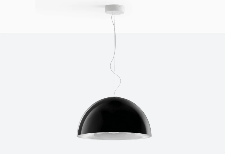 Lampa L002, wysoka jakość prezentowanego produktu, starannie dobrane surowce, nowoczesne rozwiązanie do każdego modernistycznego wnętrza