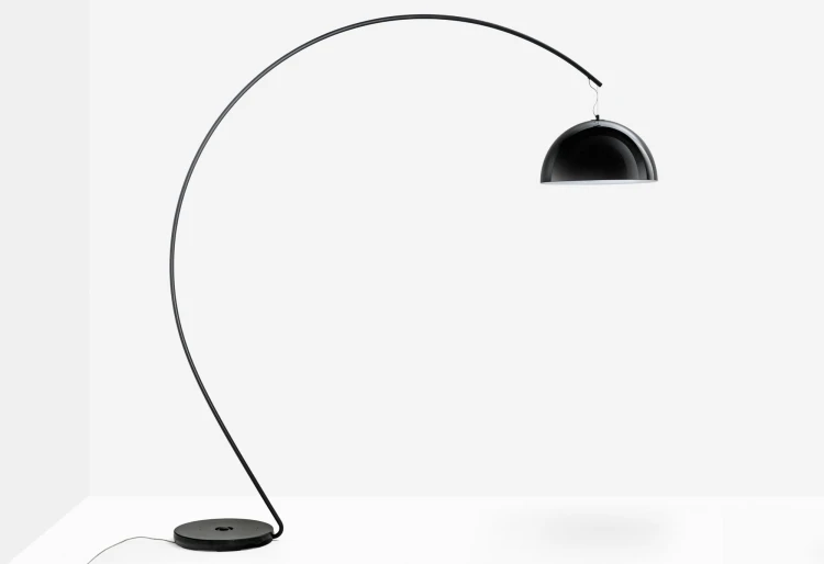 Lampa L002, wysoka jakość prezentowanego produktu, starannie dobrane surowce, nowoczesne rozwiązanie do każdego modernistycznego wnętrza